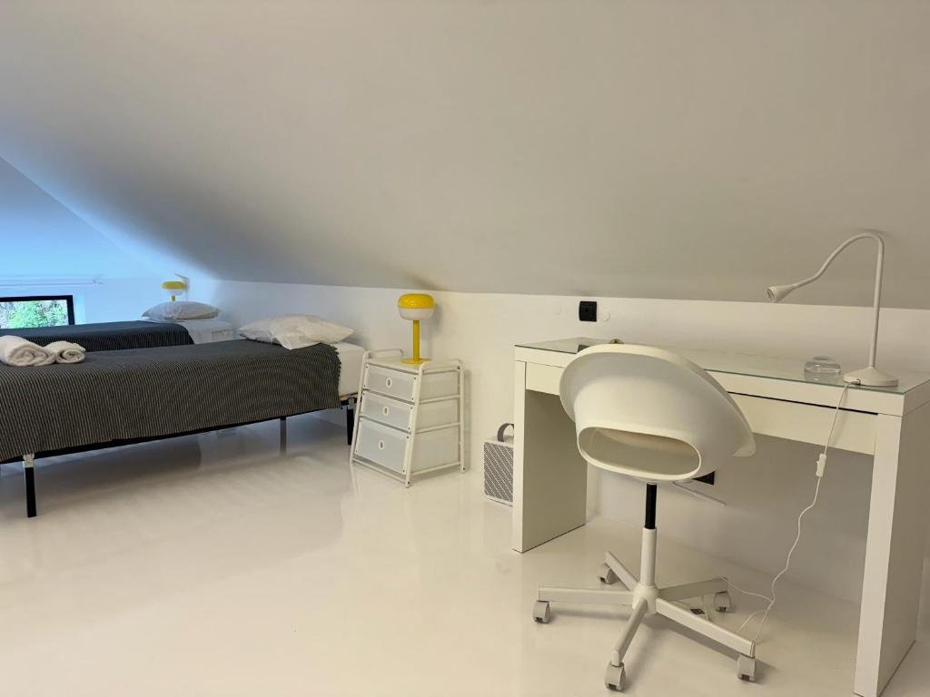 Sea Breeze Boutique House — zona de trabalho