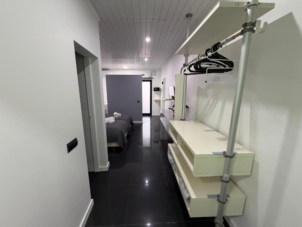 Twin Studio — zona de arrumação